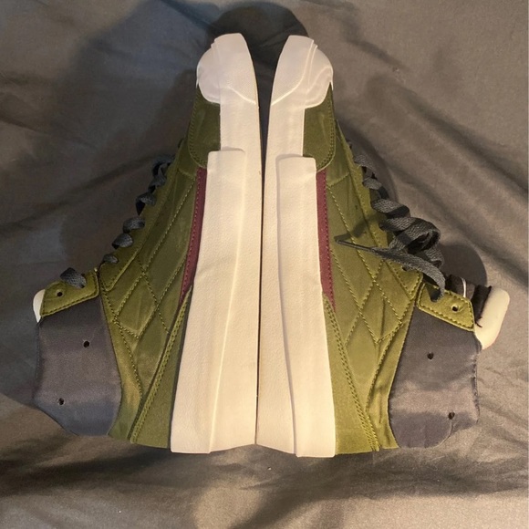 SOLD Nike NWT Drop Type LX Mid Legion Green Sneaker Size 8.5 Men/10 Women's - Picture 4 of 9